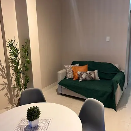 Apartamento/Studio encantador no Posto 6 em Copa.-3